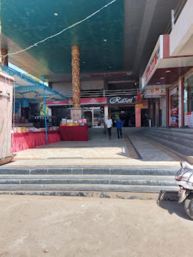 Hotel Shambhavi , Madhya Pradesh Betūl Exteriör bild