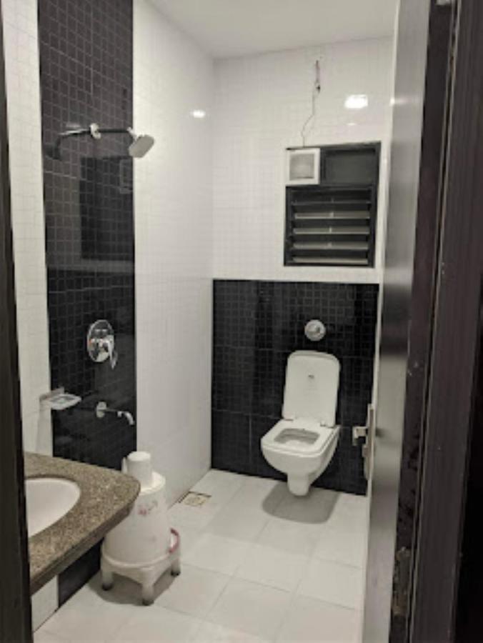 Hotel Shambhavi , Madhya Pradesh Betūl Exteriör bild
