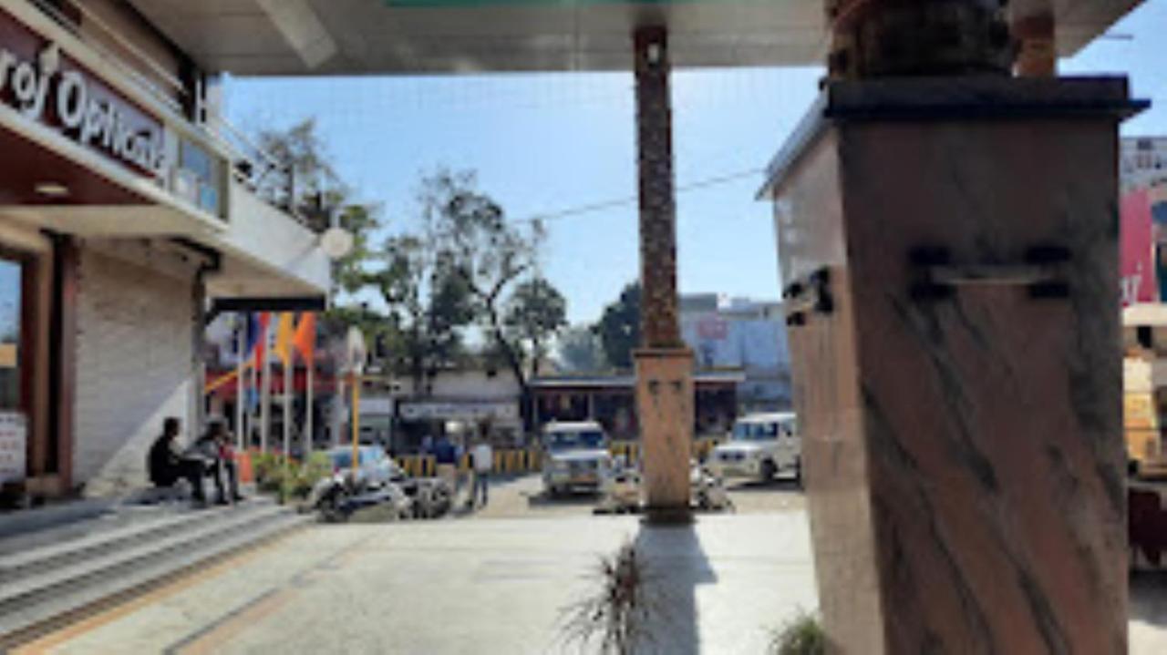 Hotel Shambhavi , Madhya Pradesh Betūl Exteriör bild