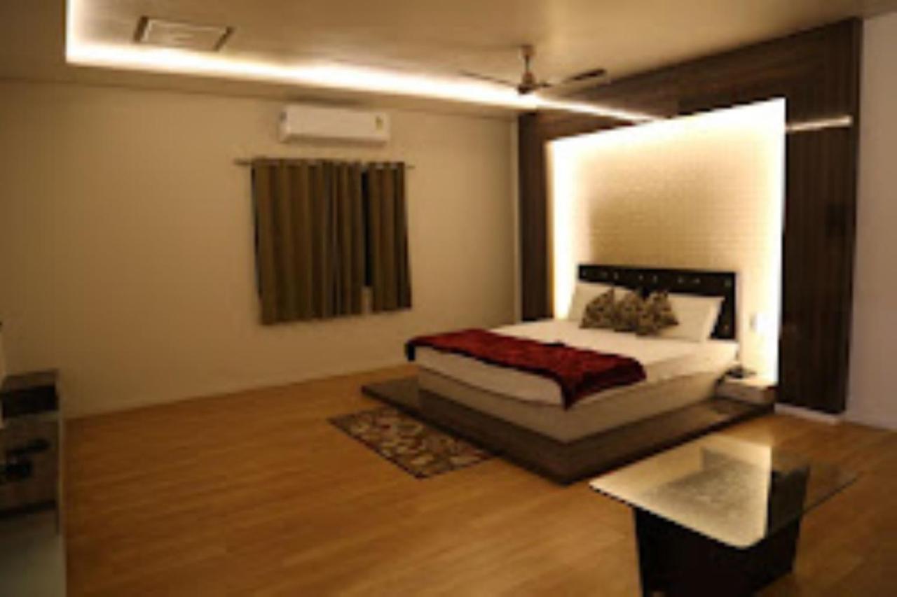Hotel Shambhavi , Madhya Pradesh Betūl Exteriör bild