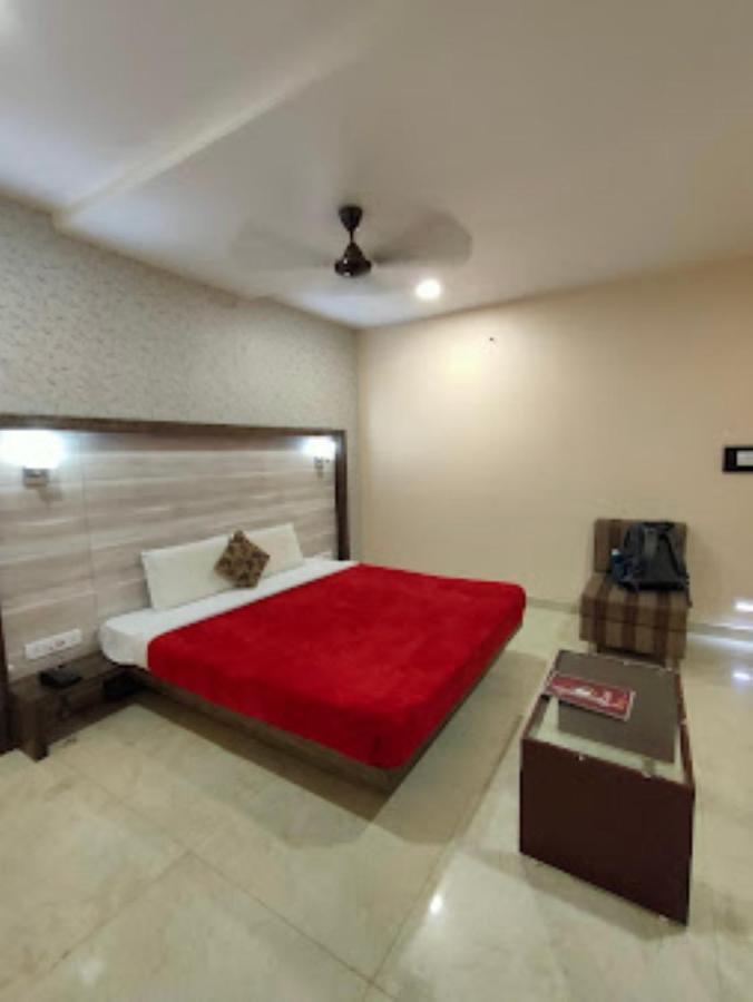 Hotel Shambhavi , Madhya Pradesh Betūl Exteriör bild